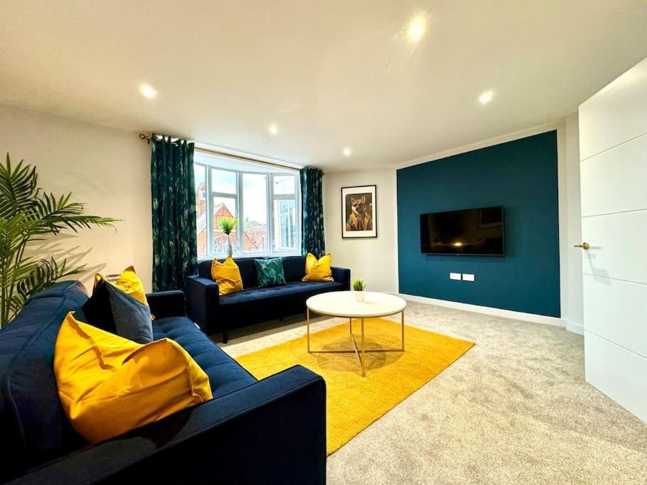 3Br Westbourne Delight - Near Beach & Bournemouth! Экстерьер фото